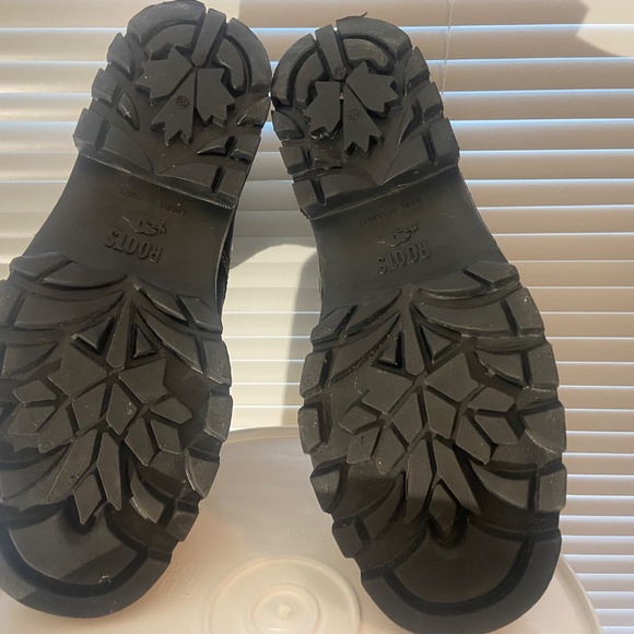 Roots TUFF Boots Mens 7 ( Women's 9 ) - Picture 5 of 9